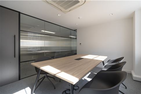 9 Berkeley Street, London, W1
