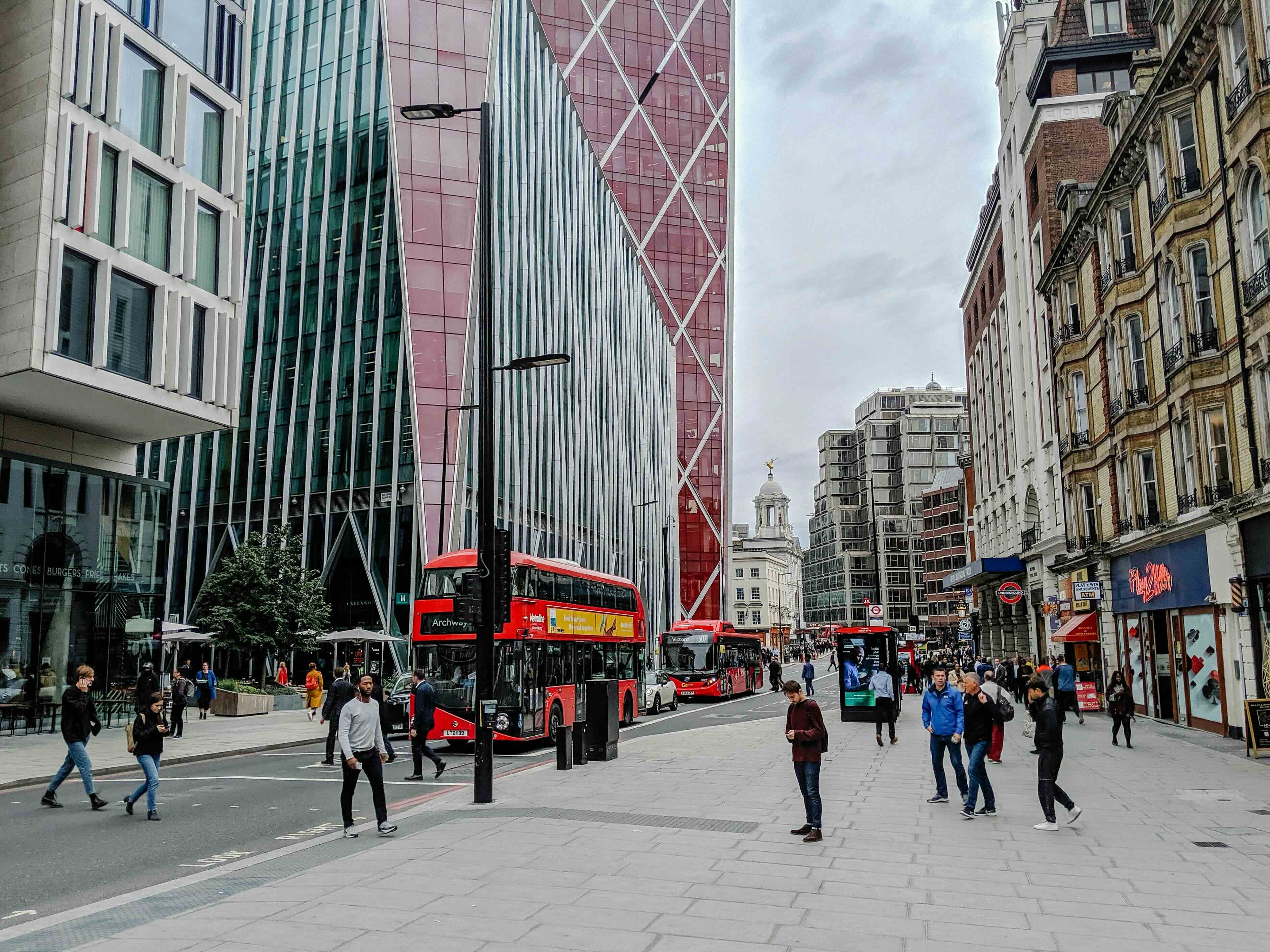 Exploring Office Spaces in Victoria and Marylebone: Prime Locations for the Modern Workplace