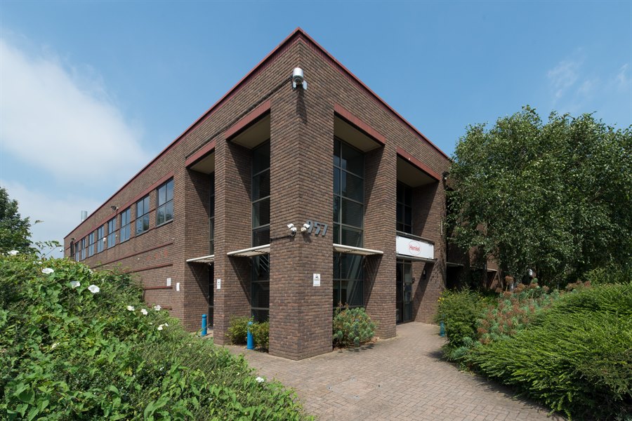 957 958 Buckingham Avenue Slough Trading Estate Slough SL1 4NL